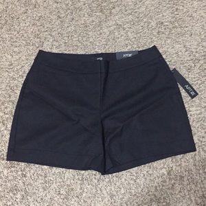 NWT APT. 9 Black mid rise shorts